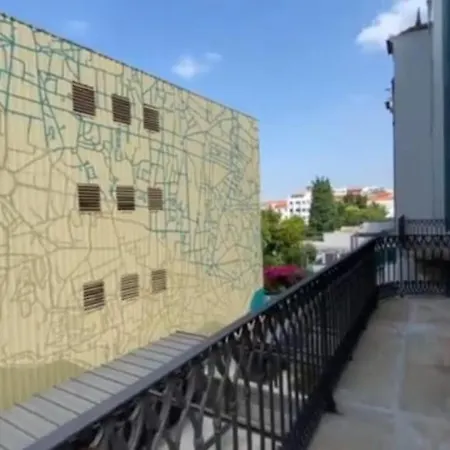 Bombarda Palace Studio *