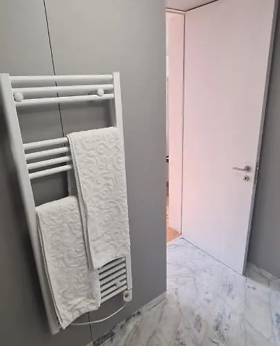 Bombarda Palace Studio *