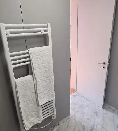 Bombarda Palace Studio *