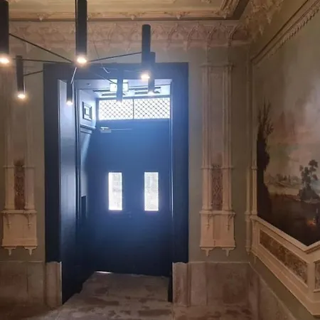 Bombarda Palace Studio דירה *